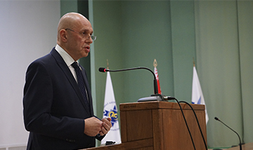 Встреча Сергея Львовича Полякова,  директора РНПЦ ОМР им. Н.Н. Александрова с пациентами